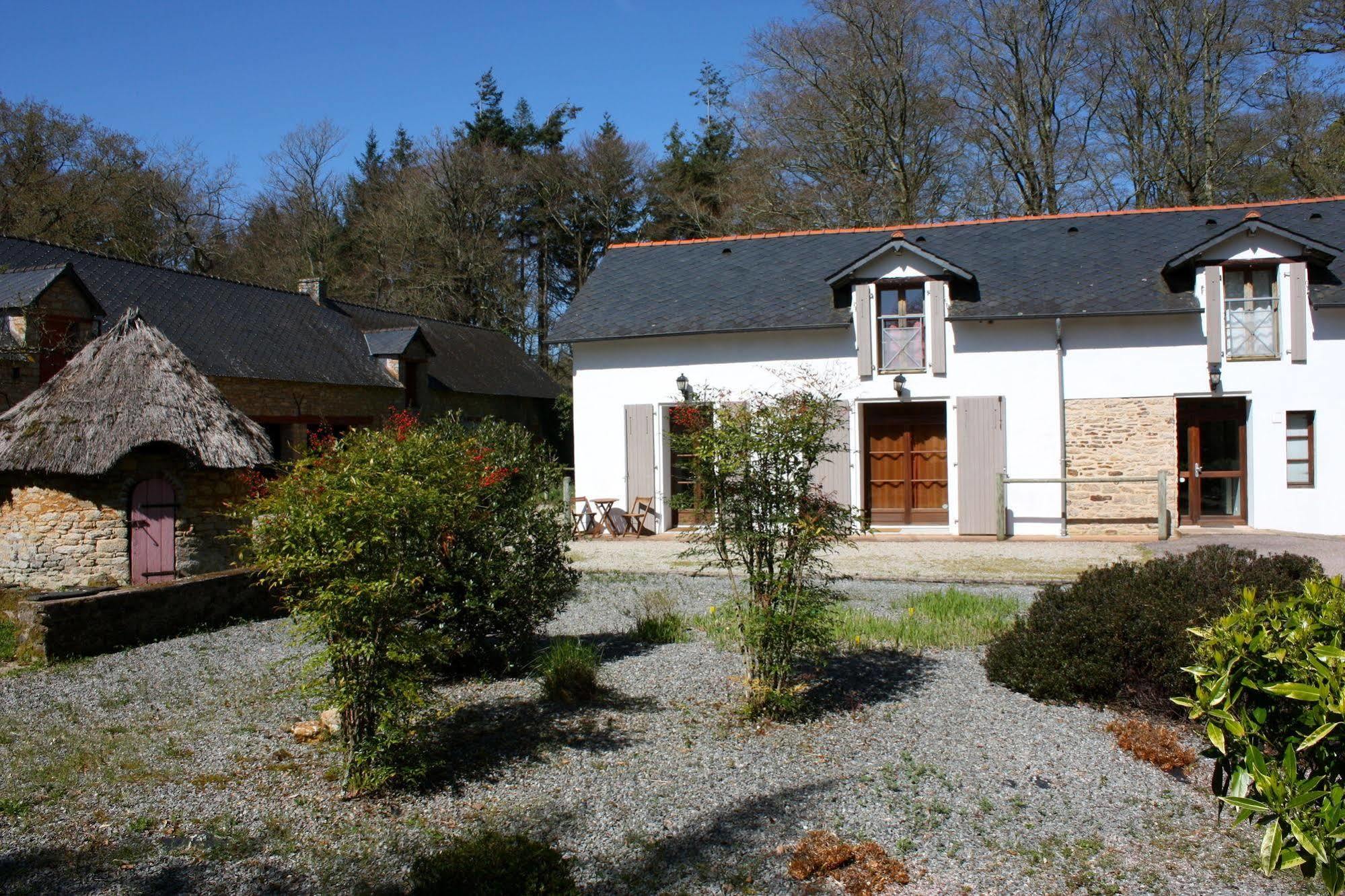 Domaine De Bodeuc Hotel Nivillac Exterior photo
