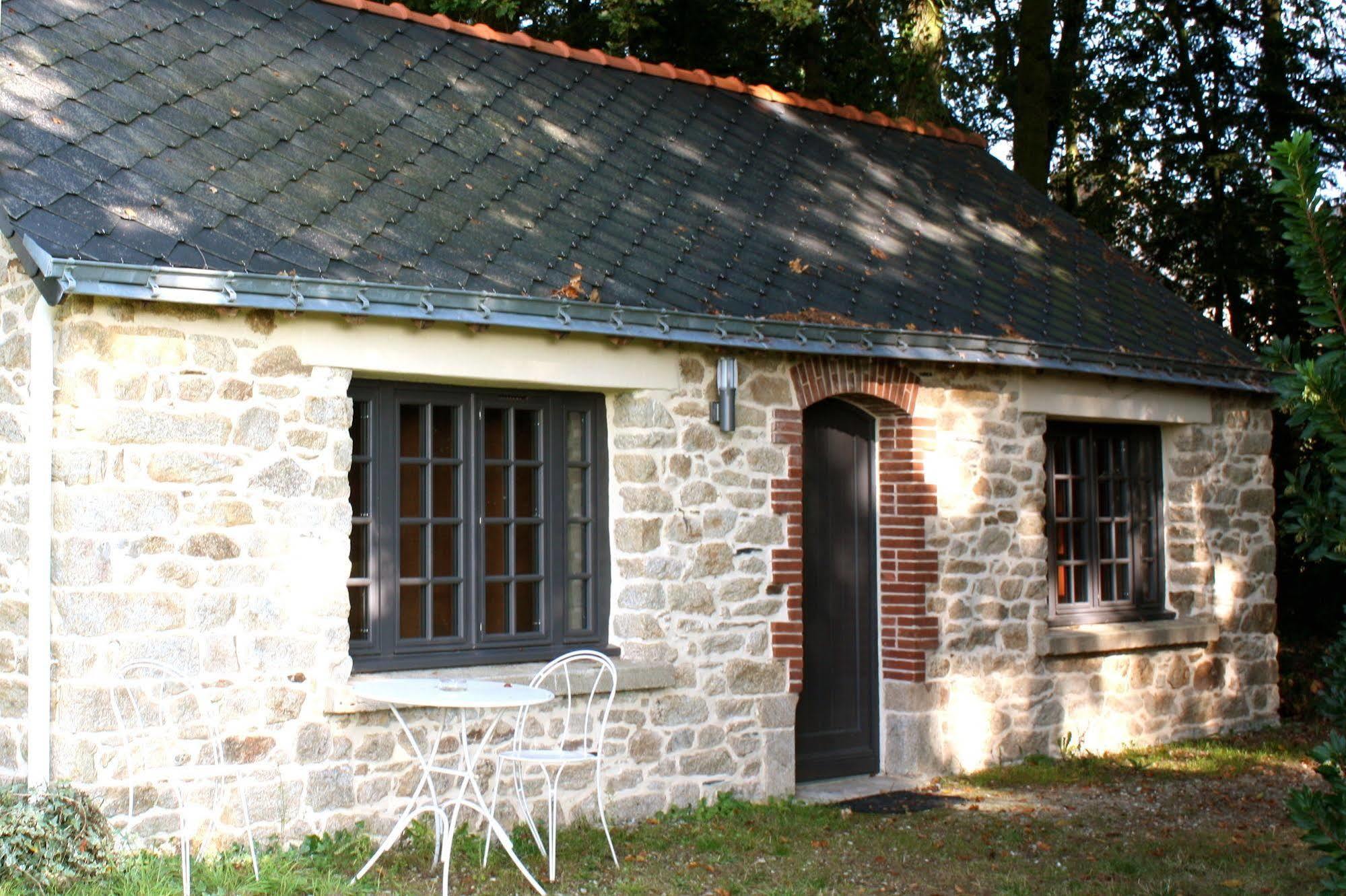 Domaine De Bodeuc Hotel Nivillac Exterior photo